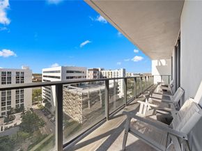 2960 NE 207th St 1003, Aventura FL 33180