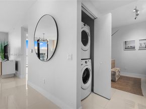 2960 NE 207th St 1003, Aventura FL 33180