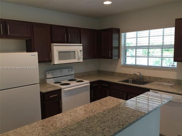 3525 NW 114th Ln, Coral Springs FL 33065