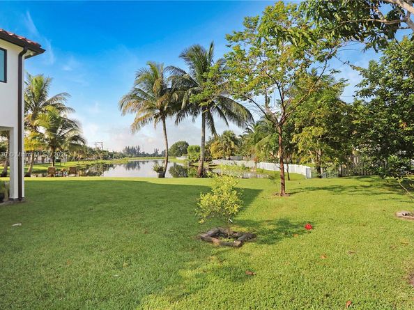 3940 SW 144th Ter, Miramar FL 33027