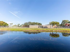 3990 NW 42nd Ave 106, Lauderdale Lakes FL 33319