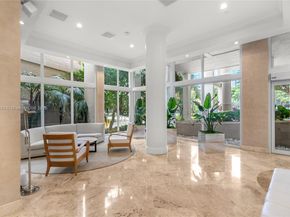 770 Claughton Island Dr 806, Miami FL 33131