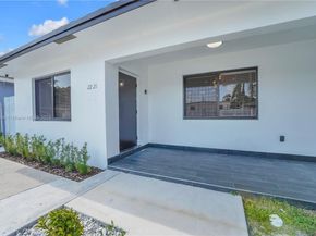 2221 Charleston St, Hollywood FL 33020