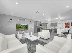 2221 Charleston St, Hollywood FL 33020