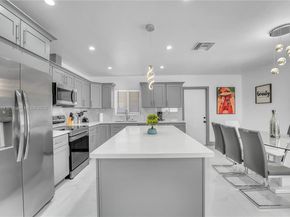 2221 Charleston St, Hollywood FL 33020