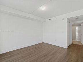 13800 Highland Dr 302, North Miami Beach FL 33181