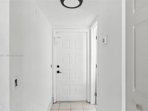 4165 SW 66th Ter 109, Davie FL 33314