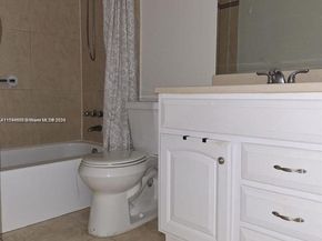 6700 Cypress Rd 409, Plantation FL 33317