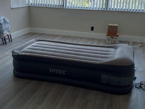 6700 Cypress Rd 409, Plantation FL 33317