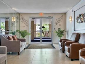 6700 Cypress Rd 409, Plantation FL 33317