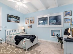 2455 Flamingo Ln, Fort Lauderdale FL 33312