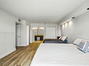 3600 Mystic Pointe Dr 305, Aventura FL 33180