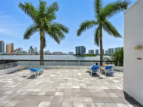 3600 Mystic Pointe Dr 305, Aventura FL 33180