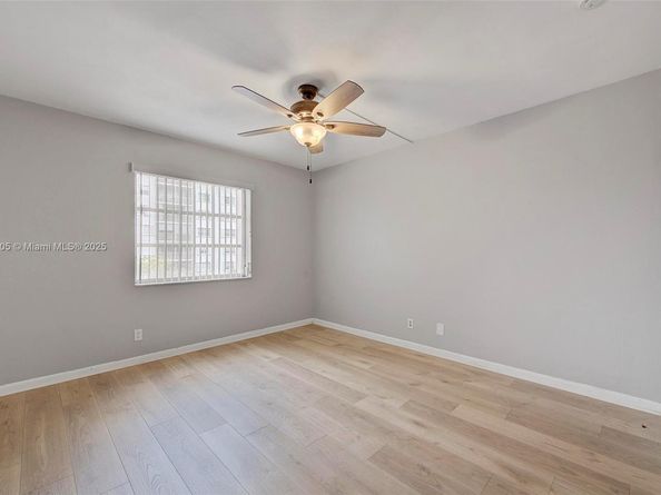 3020 NE 16th Ave 306, Oakland Park FL 33334