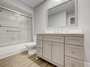 3020 NE 16th Ave 306, Oakland Park FL 33334