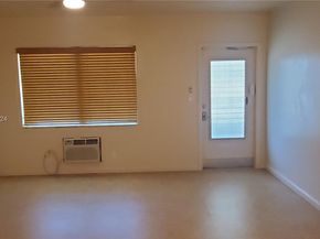 2000 NE 51st Ct 107, Fort Lauderdale FL 33308