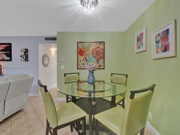 5300 Washington St I203, Hollywood FL 33021