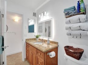 5300 Washington St I203, Hollywood FL 33021
