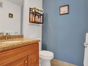 5300 Washington St I203, Hollywood FL 33021