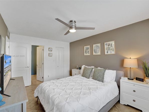 5300 Washington St I203, Hollywood FL 33021