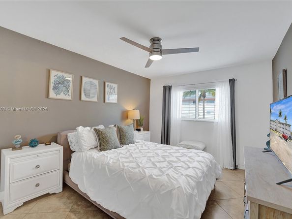 5300 Washington St I203, Hollywood FL 33021