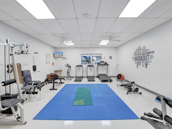 5300 Washington St I203, Hollywood FL 33021