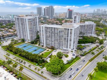 600 Three Islands Blvd