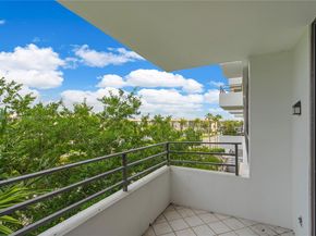 600 Three Islands Blvd 310, Hallandale Beach FL 33009