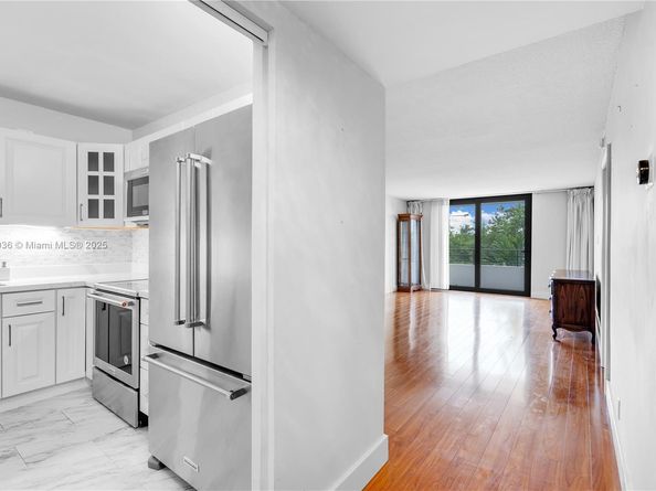 600 Three Islands Blvd 310, Hallandale Beach FL 33009