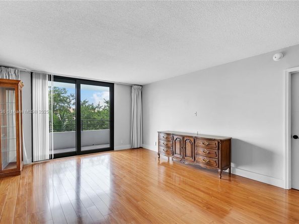 600 Three Islands Blvd 310, Hallandale Beach FL 33009