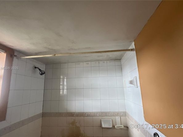 301 NW 177th St 141, Miami Gardens FL 33169
