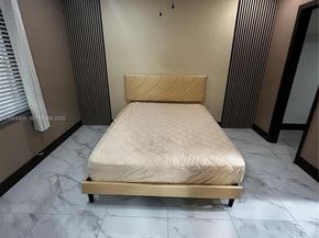 55 NW 44 St, Miami FL 33127