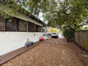 55 NW 44 St, Miami FL 33127