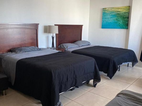 6345 Collins Ave 512, Miami Beach FL 33141