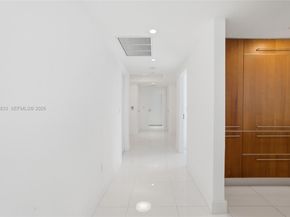 2627 S Bayshore Dr 501, Miami FL 33133