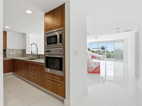 2627 S Bayshore Dr 501, Miami FL 33133