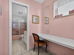 16900 NE 14th Ave 302, Miami FL 33162