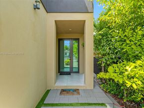 3617 SW 27th St, Miami FL 33133