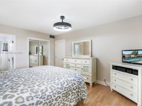 4801 NW 34th St 406, Lauderdale Lakes FL 33319