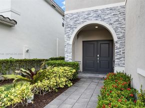 1388 SE 27th Ter, Homestead FL 33035