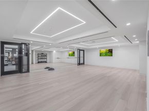 225 N Miami 3009, Miami FL 33128