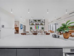 225 N Miami 3009, Miami FL 33128