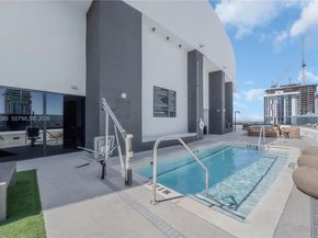 225 N Miami 3009, Miami FL 33128