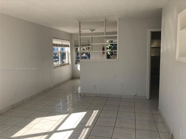 1719 Lincoln St, Hollywood FL 33020