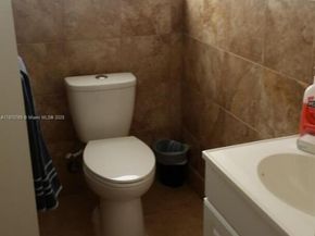 1719 Lincoln St, Hollywood FL 33020