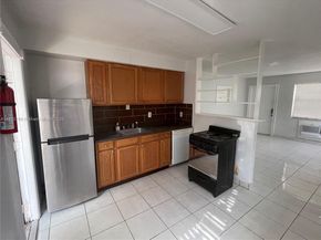 1719 Lincoln St, Hollywood FL 33020