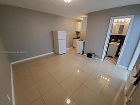 1719 Lincoln St, Hollywood FL 33020