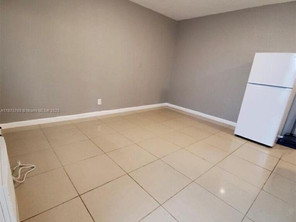 1719 Lincoln St, Hollywood FL 33020