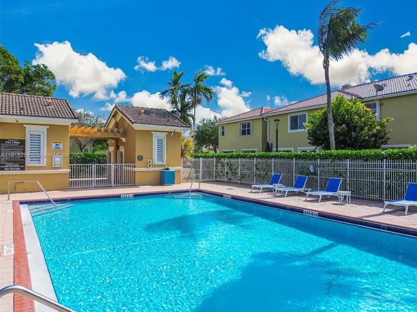 12566 SW 126th Ave, Miami FL 33186