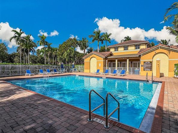 12566 SW 126th Ave, Miami FL 33186